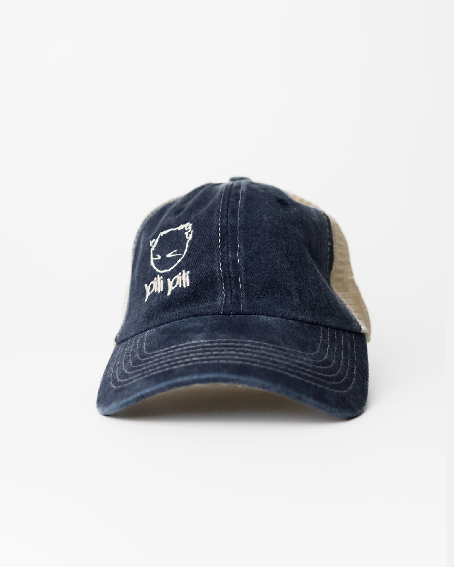 Pilipili Trucker Cap In Navy